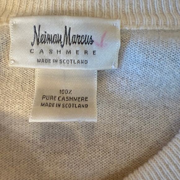 Vintage Neiman Marcus 100% Cashmere Cardigan Cream Women’s M Luxe Scotland - Picture 2 of 5